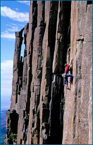 Roger Parkyn climbing “Inflagrante Delicto”, grade 24 (F7a) at Organ Pipes Crag in Tasmania