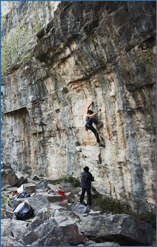 Tom Newberry climbing Bursting the Wave (F8a) at Cheddar