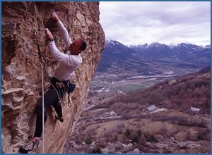 Jerry Gore climbing at Ponteil crag, near the town of Champcella