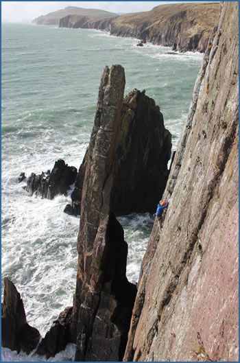 David Flanagan on Giraffe (VS 4c) at Dun Seanna Head crag in County Kerry, Ireland