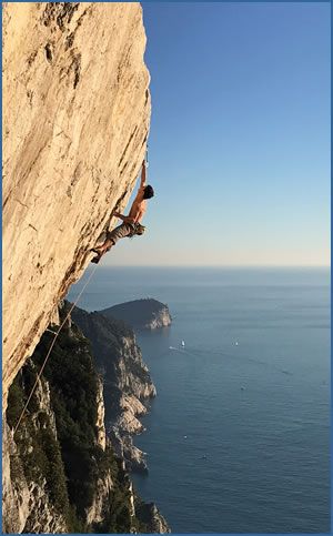 Giacomo Bertoncini climbing No Siesta, F8b
