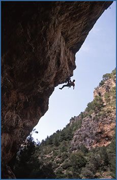 Pete O' Donovan climbing Colgao (F7b) at Les Perxes crag